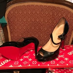 Christian Louboutin’s Red Bottoms
